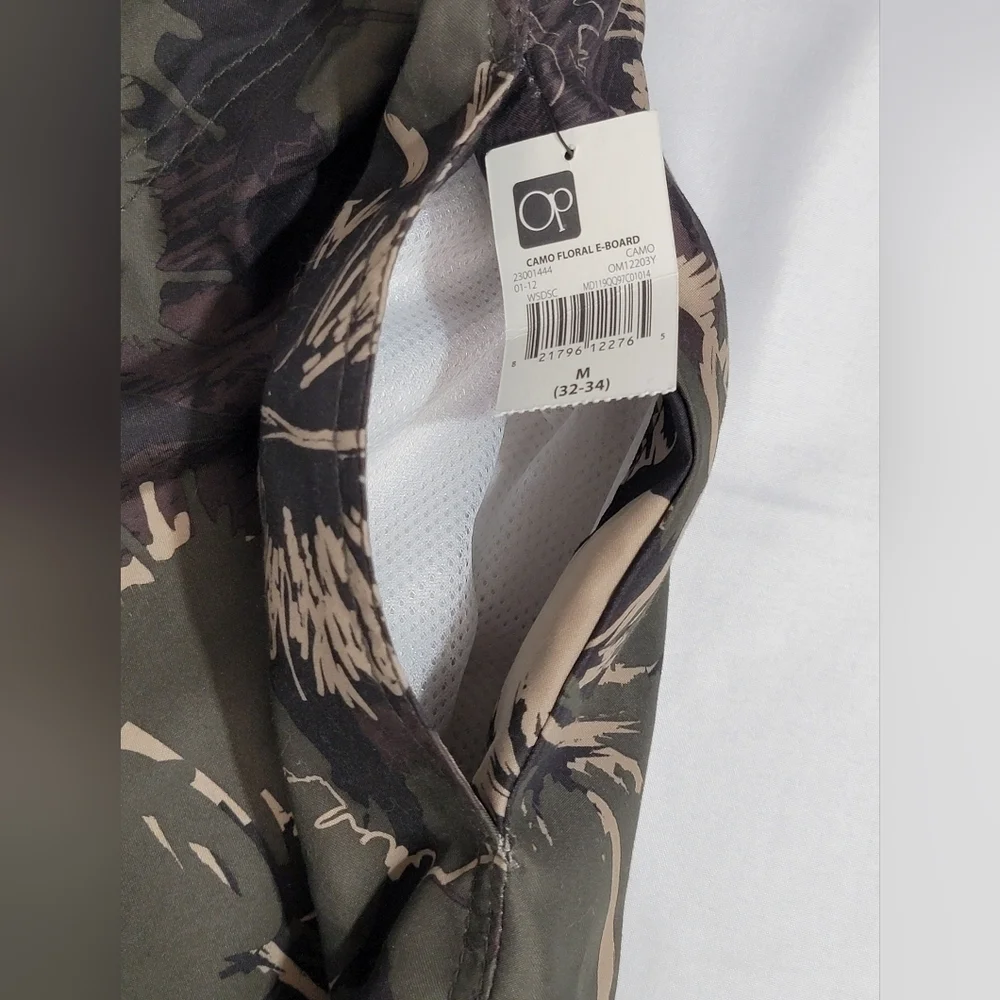 OP Ocean Pacific Camo Floral E-Board Mens Size Medium